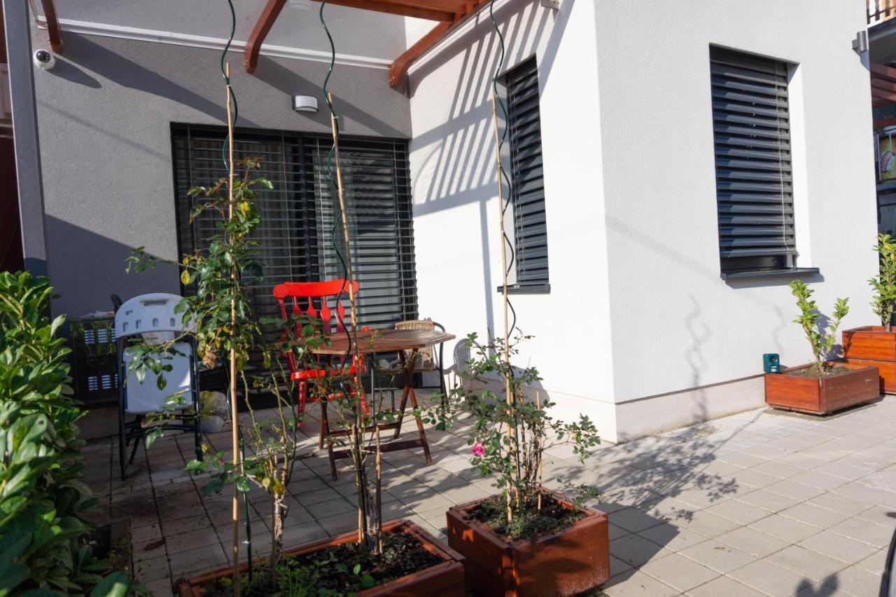Apartment Maksimir Yard Zagreb Ngoại thất bức ảnh
